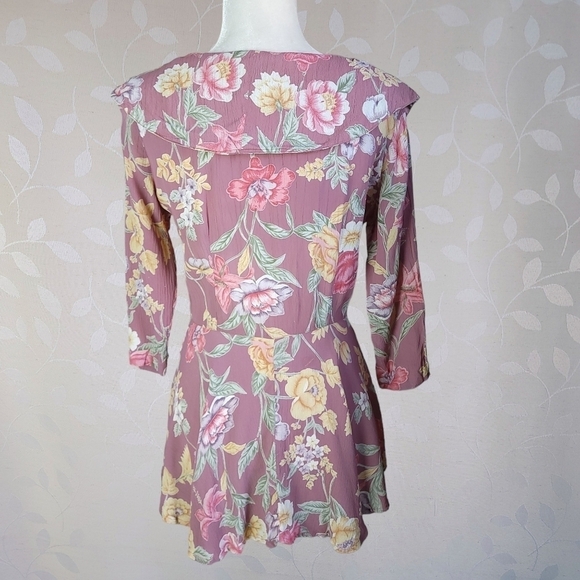 Vintage 90s Large Collar Floral Flowy Hem Blouse Lavender Passports S - Picture 6 of 11